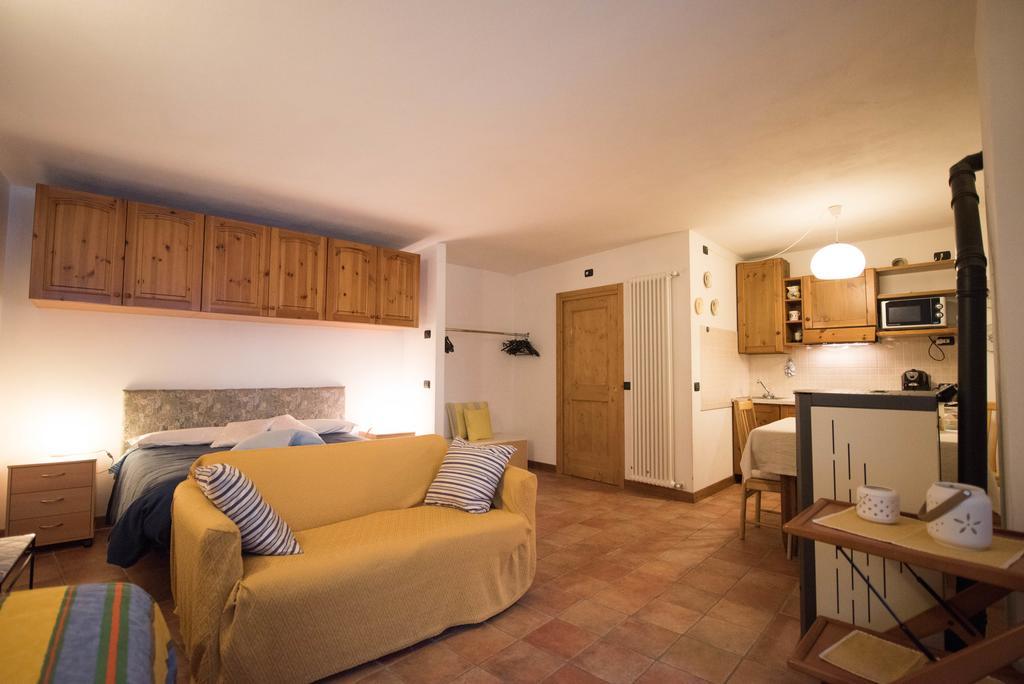 Baita De Eliseo B&B Valdisotto Exterior photo